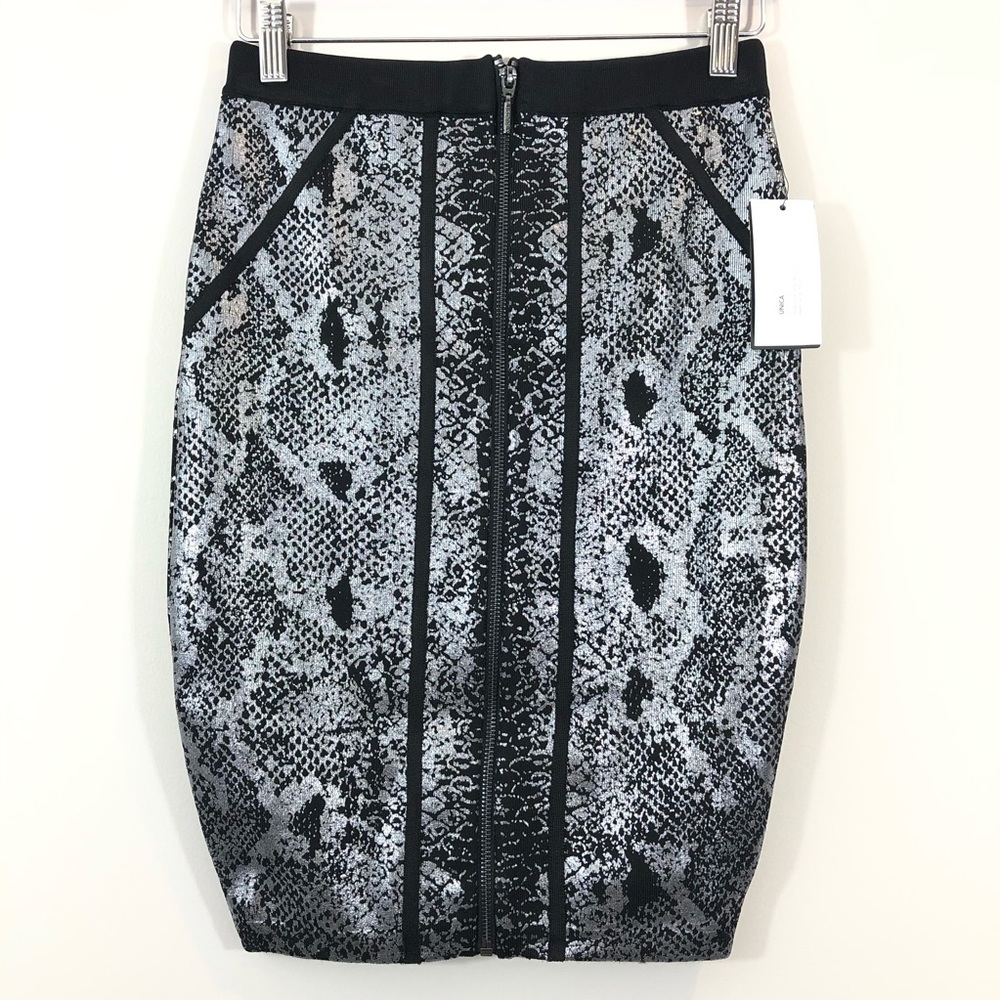 NWT Guess SnakeSkin Foil Black Pencil Skirt - Picture 3 of 6